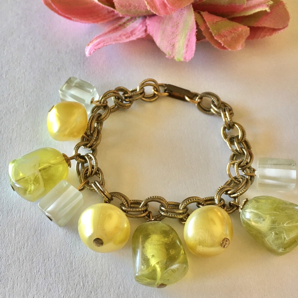 Vintage Yellow and Green Beaded Charm Bracelet.